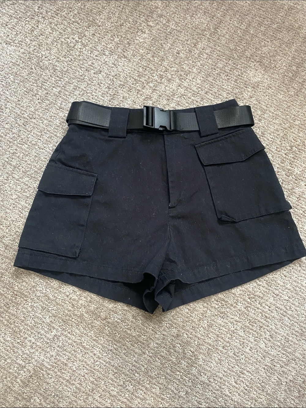 Aritzia Black Cargo Shorts